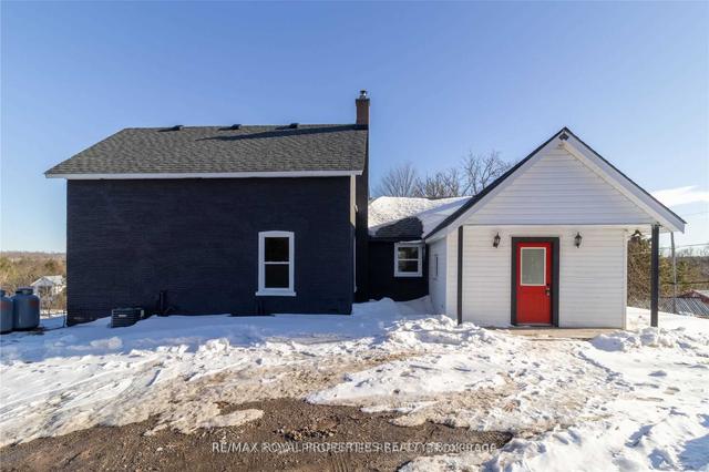 15967 Highway 62, House detached with 3 bedrooms, 1 bathrooms and 12 parking in Madoc ON | Image 9