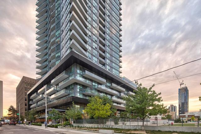 412 - 30 Roehampton Ave, Condo with 1 bedrooms, 1 bathrooms and 0 parking in Toronto ON | Image 32