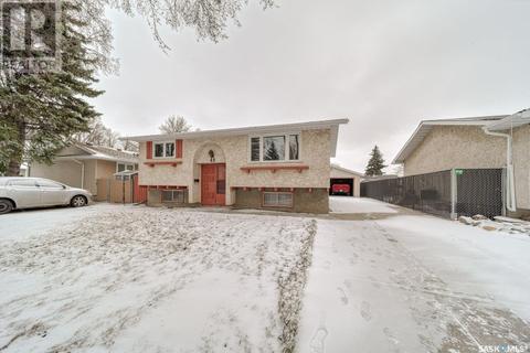 43 Coleman Crescent, House detached with 2 bedrooms, 1 bathrooms and null parking in Regina SK | Card Image