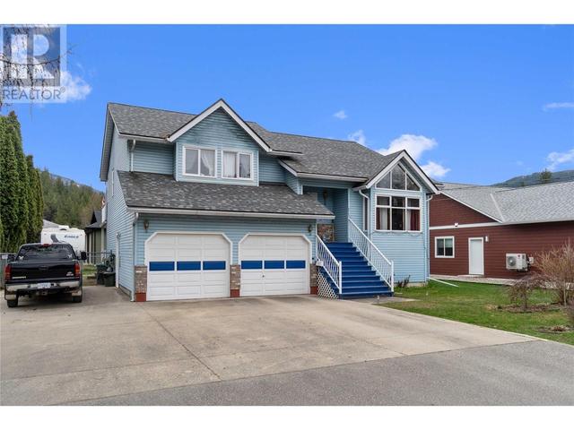 821 Cottonwood Avenue, House detached with 4 bedrooms, 3 bathrooms and 2 parking in Sicamous BC | Image 66