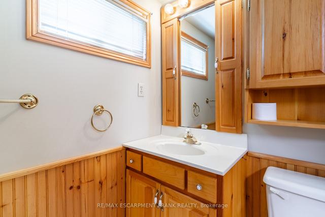 323 East 31st St, House detached with 3 bedrooms, 2 bathrooms and 3 parking in Hamilton ON | Image 26