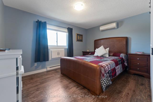c - 50 Ewing Dr, Townhouse with 3 bedrooms, 3 bathrooms and 2 parking in Brantford ON | Image 10