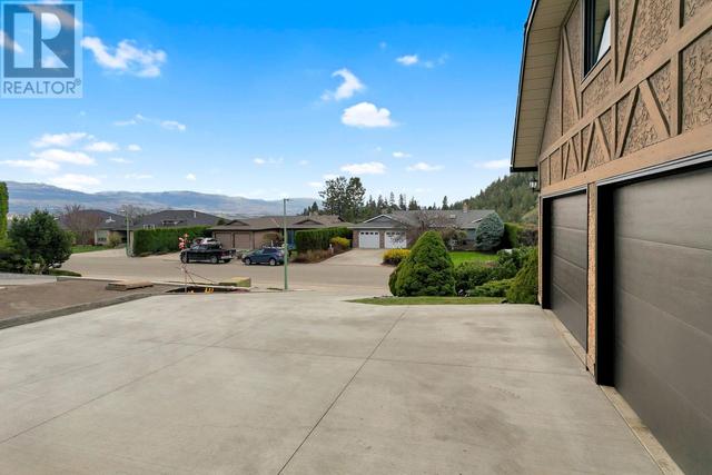 932 Monashee Place, House detached with 3 bedrooms, 2 bathrooms and 5 parking in Kelowna BC | Image 52
