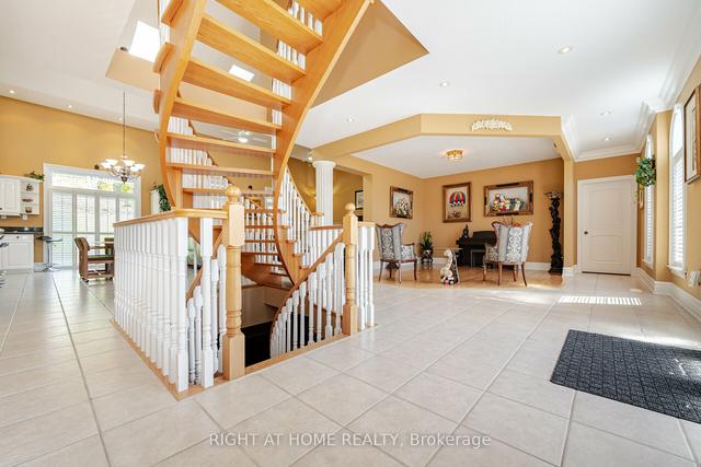 6 Lord Duncan Crt, House detached with 3 bedrooms, 3 bathrooms and 14 parking in Clarington ON | Image 34
