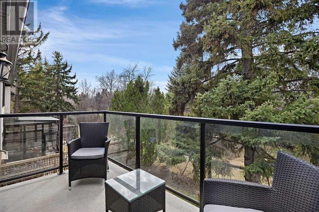 19 Windsor Crescent Sw, House detached with 4 bedrooms, 4 bathrooms and 2 parking in Calgary AB | Image 23