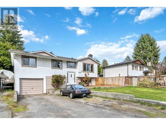 21103 116 Avenue, House detached with 4 bedrooms, 2 bathrooms and 8 parking in Maple Ridge BC | Image 3