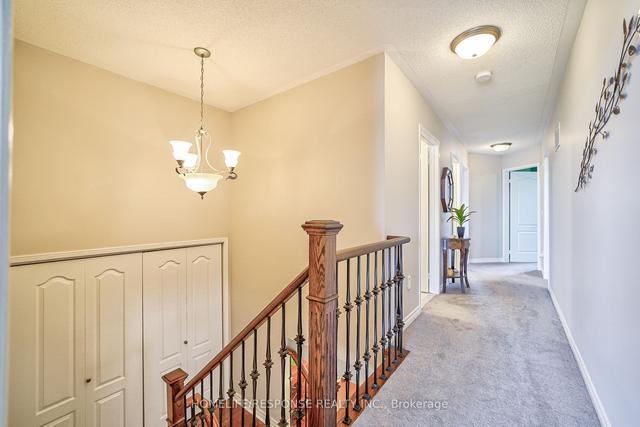 3717 Windhaven Dr, House detached with 4 bedrooms, 3 bathrooms and 6 parking in Mississauga ON | Image 14