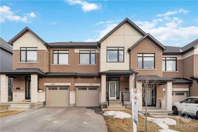 301 Broadridge Crescent, Townhouse with 3 bedrooms, 3 bathrooms and 3 parking in Ottawa ON | Image 2