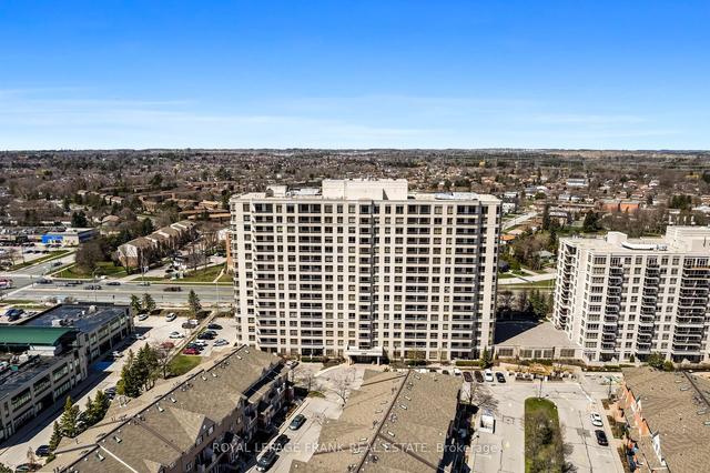 213 - 1000 The Esplanade N, Condo with 2 bedrooms, 2 bathrooms and 1 parking in Pickering ON | Image 12
