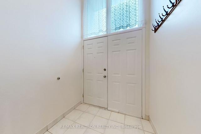 1656 John St, Townhouse with 4 bedrooms, 2 bathrooms and 2 parking in Markham ON | Image 22