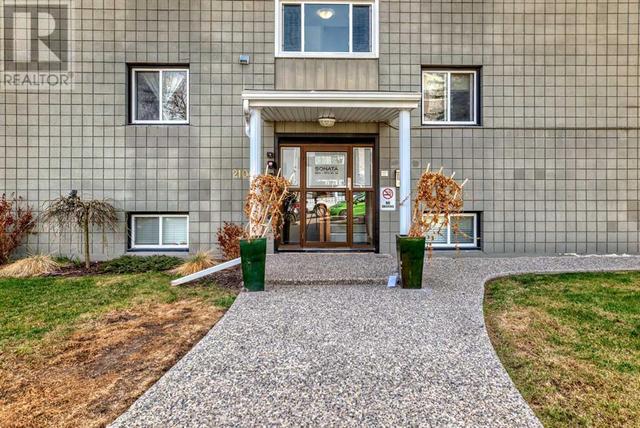 3, - 2104 17 Street Sw, Condo with 2 bedrooms, 1 bathrooms and 1 parking in Calgary AB | Image 2