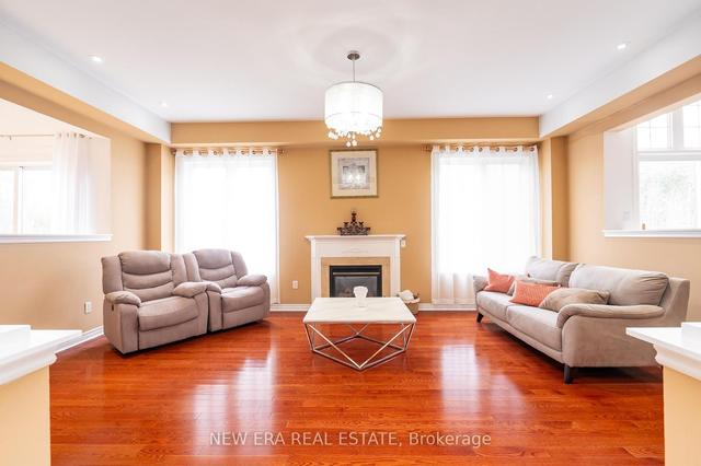 38 Francesca Crt, House detached with 4 bedrooms, 4 bathrooms and 7 parking in Vaughan ON | Image 24