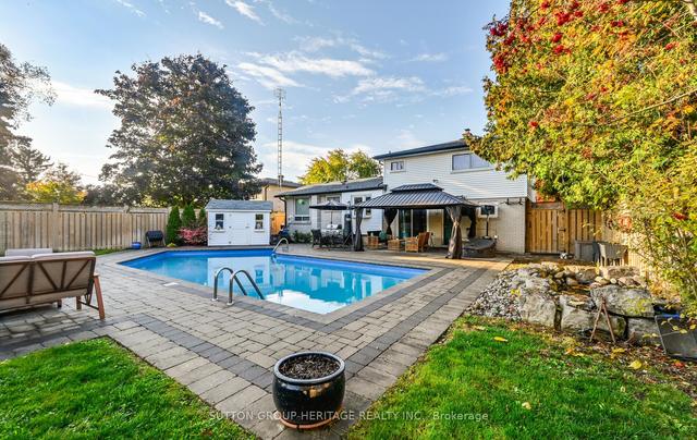69 Hills Rd, House detached with 3 bedrooms, 2 bathrooms and 5 parking in Ajax ON | Image 24