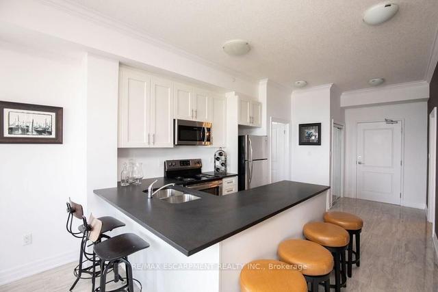 608 - 101 Shoreview Pl, Condo with 2 bedrooms, 2 bathrooms and 1 parking in Hamilton ON | Image 2