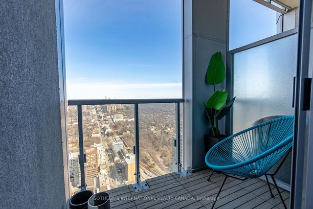 5405 - 1 Yorkville Ave, Condo with 3 bedrooms, 4 bathrooms and 1 parking in Toronto ON | Image 4
