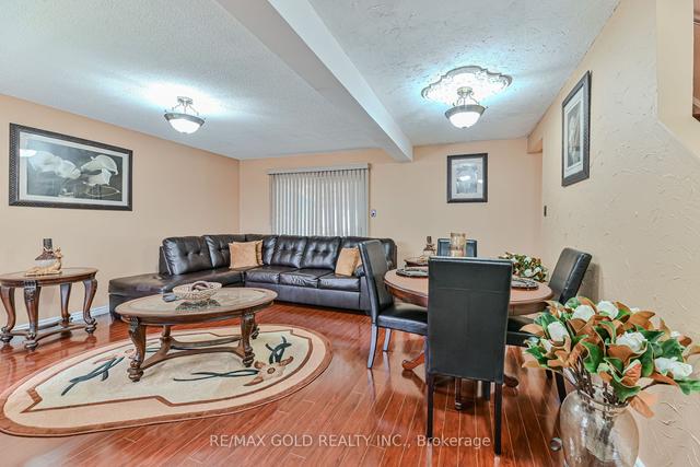 21 Hapsburg Sq, House detached with 3 bedrooms, 2 bathrooms and 4 parking in Brampton ON | Image 35