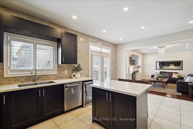 511 Hidden Tr, House detached with 4 bedrooms, 5 bathrooms and 4 parking in Oakville ON | Image 3