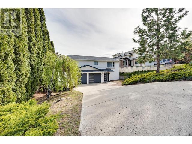 2161 Shamrock Drive, House detached with 4 bedrooms, 2 bathrooms and 2 parking in West Kelowna BC | Image 42