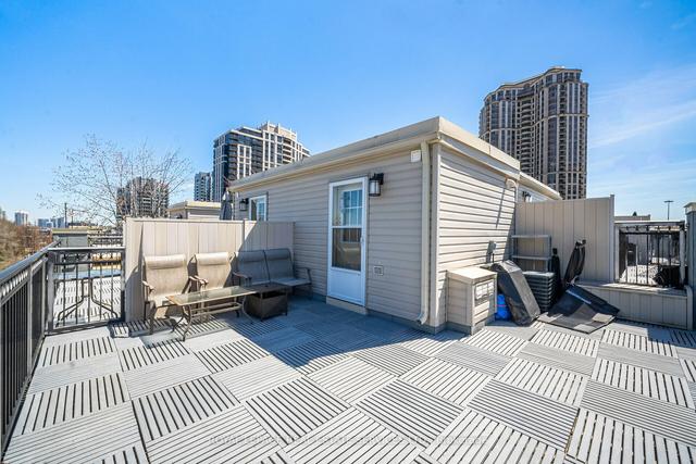 1139 - 5 Everson Dr, Townhouse with 2 bedrooms, 2 bathrooms and 1 parking in Toronto ON | Image 9