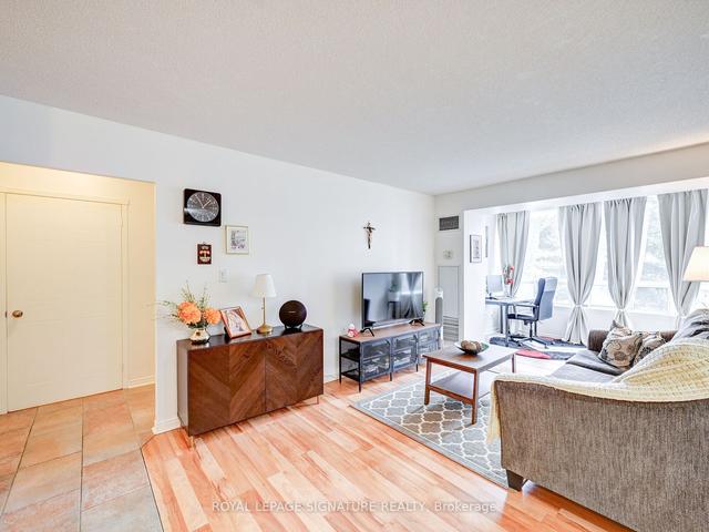 209 - 135 Hillcrest Ave, Condo with 2 bedrooms, 1 bathrooms and 1 parking in Mississauga ON | Image 40