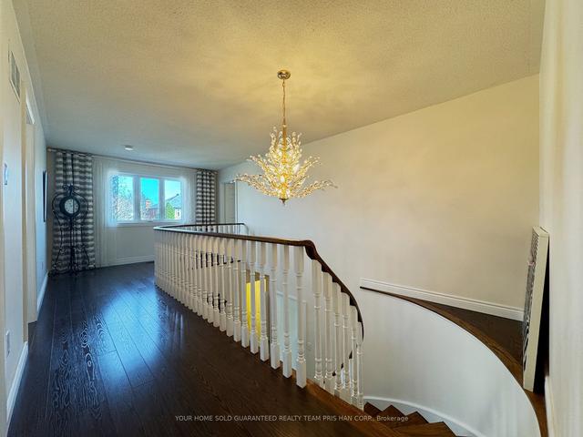 339 Manhattan Dr, House detached with 4 bedrooms, 4 bathrooms and 5 parking in Markham ON | Image 14