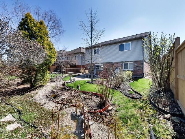 83 Mcbride Dr, House detached with 3 bedrooms, 2 bathrooms and 2 parking in St. Catharines ON | Image 16