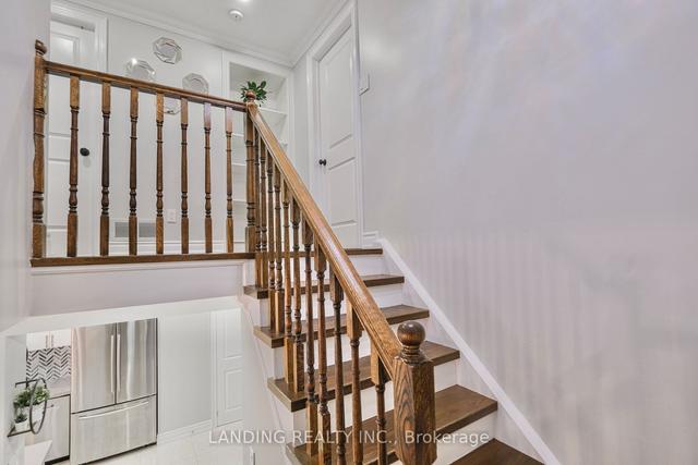 50 Upton Cres, House attached with 3 bedrooms, 4 bathrooms and 6 parking in Markham ON | Image 10