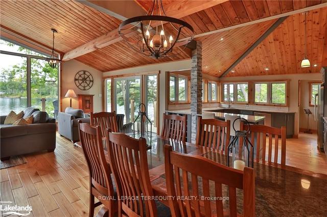 2179 Harrison Tr, House detached with 5 bedrooms, 2 bathrooms and 7 parking in Georgian Bay ON | Image 3