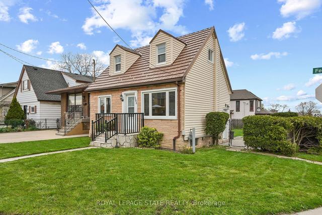 595 Fennell Ave E, House detached with 2 bedrooms, 1 bathrooms and 2 parking in Hamilton ON | Image 25