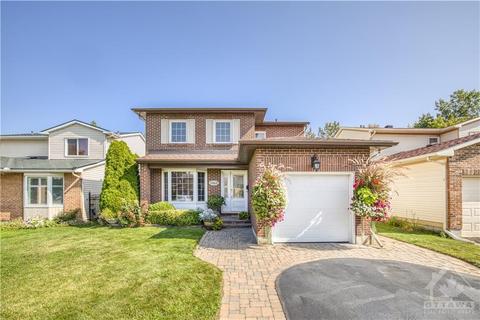 1565 Meadowfield Place, Ottawa, ON, K1C5V7 | Card Image