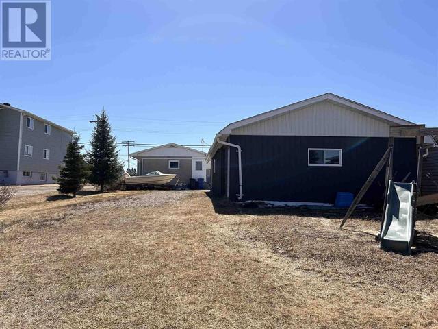 120 Brunetville Rd, House detached with 3 bedrooms, 1 bathrooms and null parking in Kapuskasing ON | Image 13