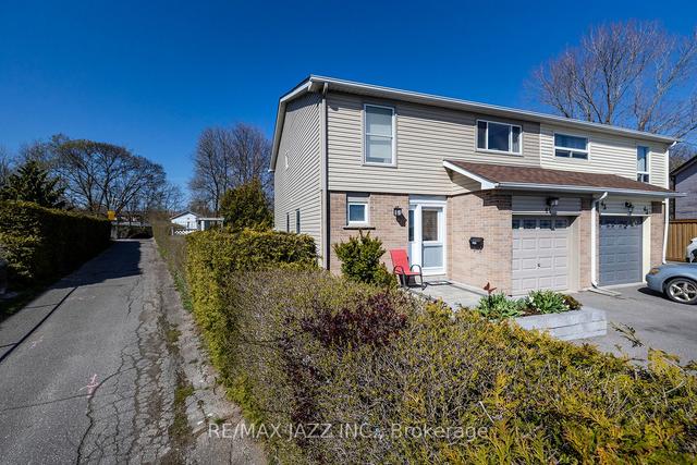 45 Alonna St, House semidetached with 4 bedrooms, 2 bathrooms and 2 parking in Clarington ON | Image 37