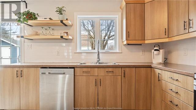 100 Waverley, House detached with 2 bedrooms, 1 bathrooms and null parking in Moncton NB | Image 11
