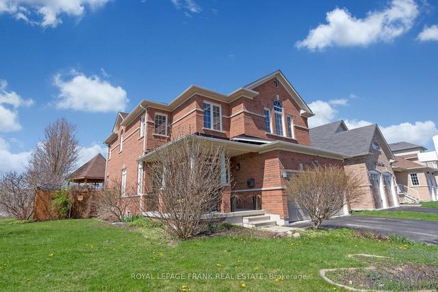 70 Albert St, House detached with 4 bedrooms, 4 bathrooms and 4 parking in Clarington ON | Image 1