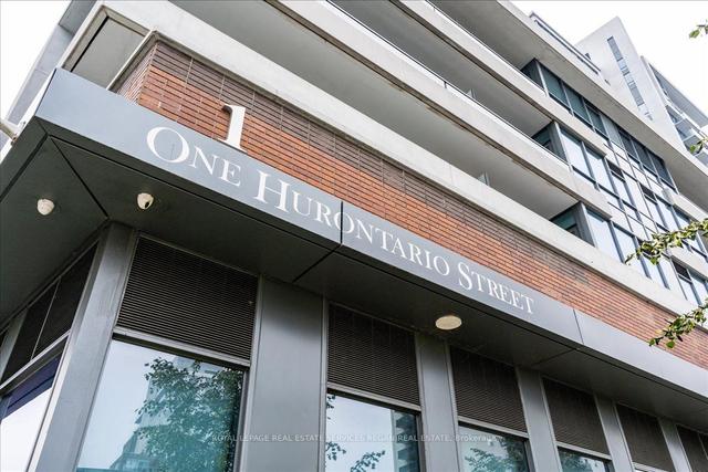 1106 - 1 Hurontario St, Condo with 2 bedrooms, 2 bathrooms and 2 parking in Mississauga ON | Image 1