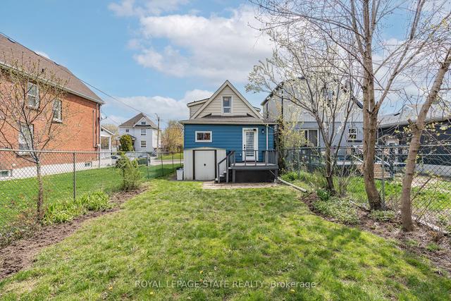 307 Weir St N, House detached with 2 bedrooms, 2 bathrooms and 1 parking in Hamilton ON | Image 22