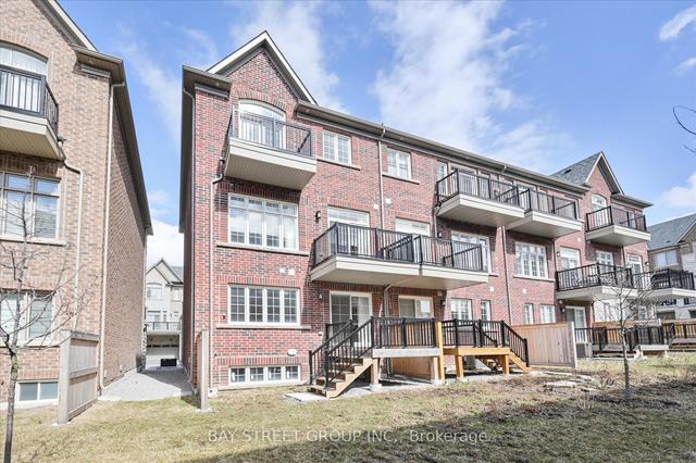 23 Creekvalley Lane, House attached with 3 bedrooms, 3 bathrooms and 4 parking in Markham ON | Image 30