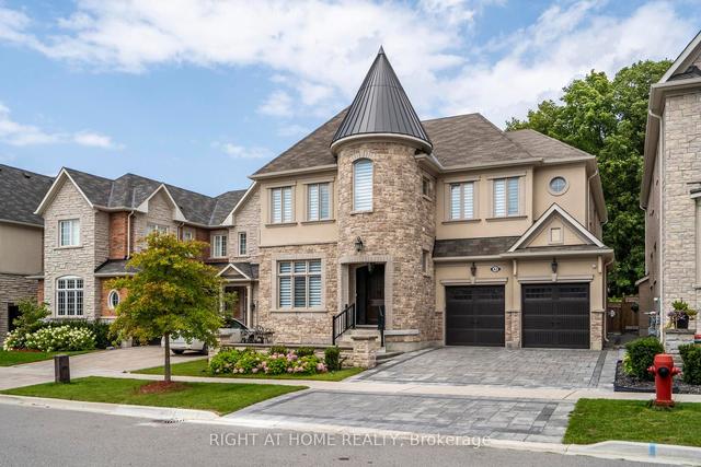 42 Forest Grove Crt, House detached with 4 bedrooms, 4 bathrooms and 6 parking in Aurora ON | Image 1