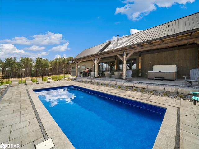 4443 6 Line N, House detached with 5 bedrooms, 3 bathrooms and 34 parking in Oro Medonte ON | Image 22
