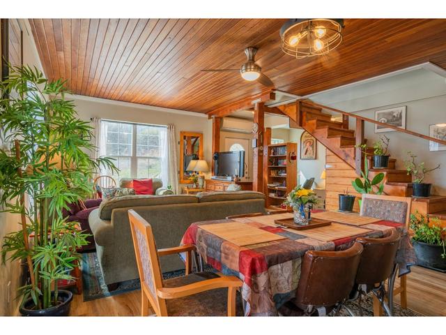 3553 Sprague Street, House detached with 2 bedrooms, 2 bathrooms and null parking in Central Kootenay D BC | Image 24