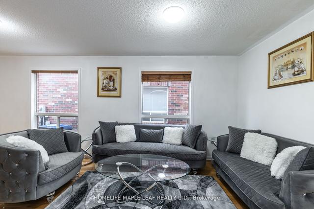 53 Herdwick St, House semidetached with 3 bedrooms, 4 bathrooms and 5 parking in Brampton ON | Image 39