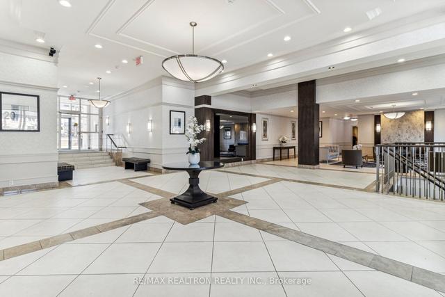 518 - 20 North Park Rd, Condo with 1 bedrooms, 2 bathrooms and 1 parking in Vaughan ON | Image 23