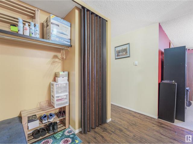 104 - 10023 164 St Nw, Condo with 2 bedrooms, 1 bathrooms and 1 parking in Edmonton AB | Image 4