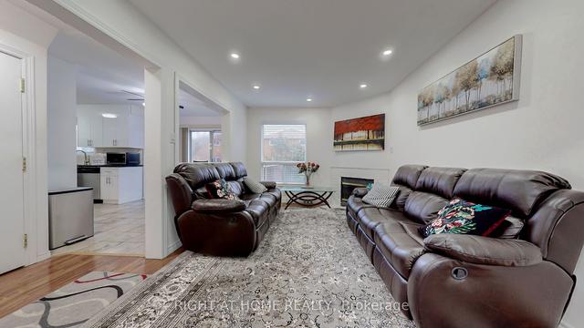 24 Holmes Cres, House detached with 4 bedrooms, 5 bathrooms and 6 parking in Ajax ON | Image 40