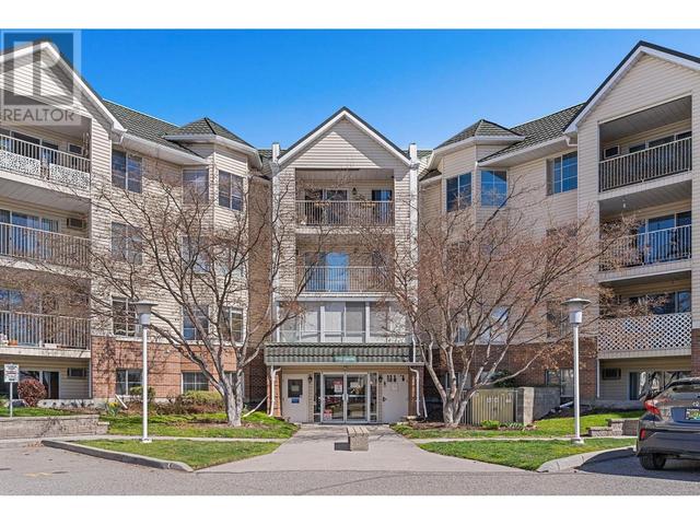 214 - 3160 Casorso Road, Condo with 2 bedrooms, 2 bathrooms and 1 parking in Kelowna BC | Image 3