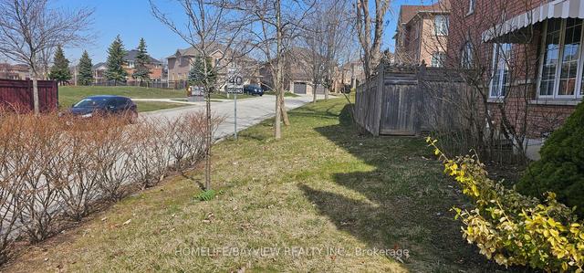 36 Lodgeway Dr, House attached with 4 bedrooms, 4 bathrooms and 3 parking in Vaughan ON | Image 12