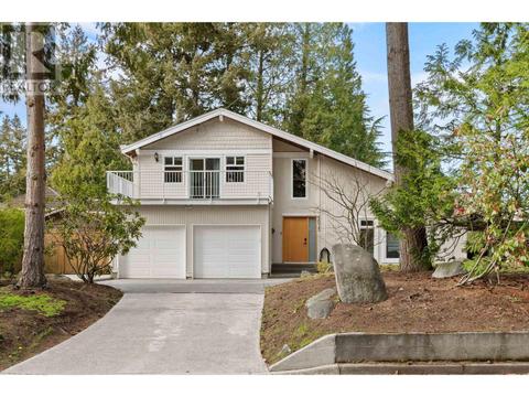 5013 1 Avenue, House detached with 4 bedrooms, 3 bathrooms and 6 parking in Delta BC | Card Image