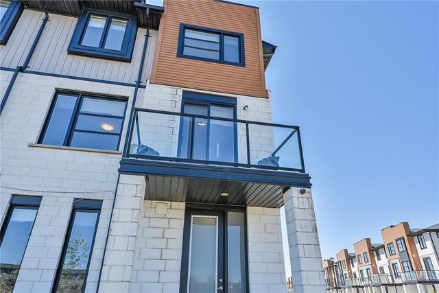 904 West Village Square, House attached with 4 bedrooms, 3 bathrooms and 4 parking in London ON | Image 9