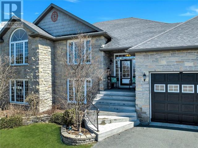 367 Lakeview Place, House detached with 5 bedrooms, 2 bathrooms and null parking in Greater Sudbury ON | Image 12