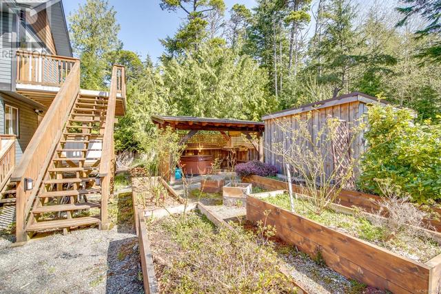 1865 St. Jacques Blvd, House detached with 4 bedrooms, 3 bathrooms and 1 parking in Ucluelet BC | Image 67